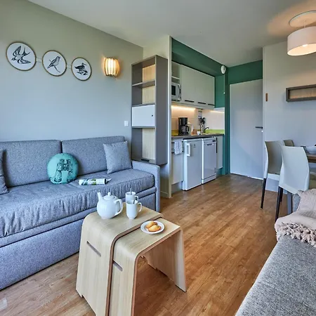 Апартаменты Normandy Coastal For 5 *