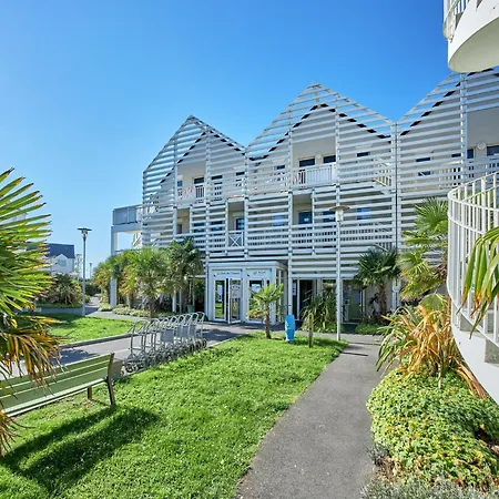 Апартаменты Normandy Coastal For 5 Курсёль-сюр-Мер